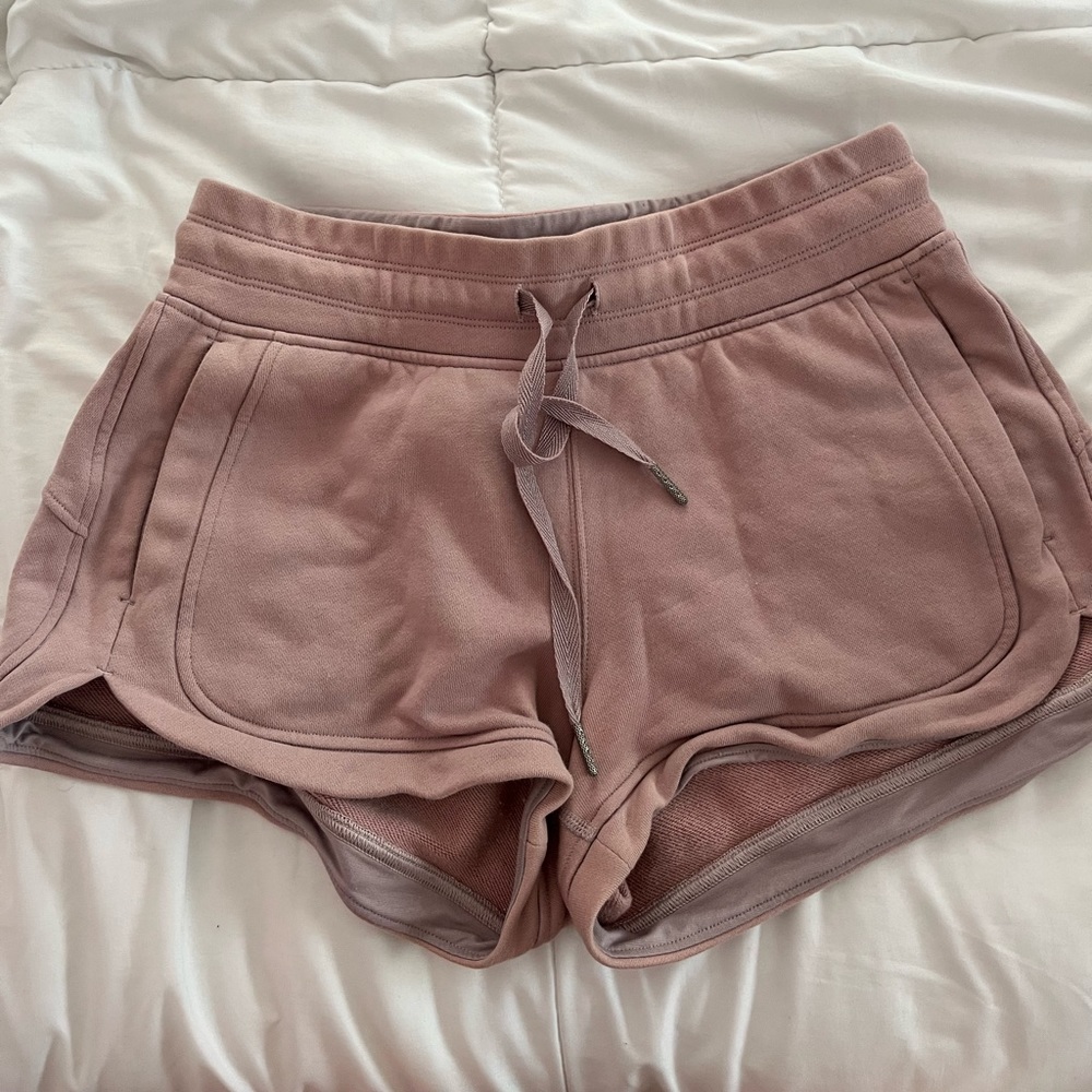 Lululemon soft shorts